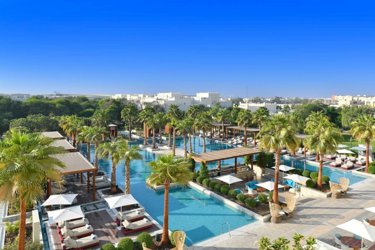 Al Messila, A Luxury Collection Resort & Spa, Doha Exterior foto The resort's pool area