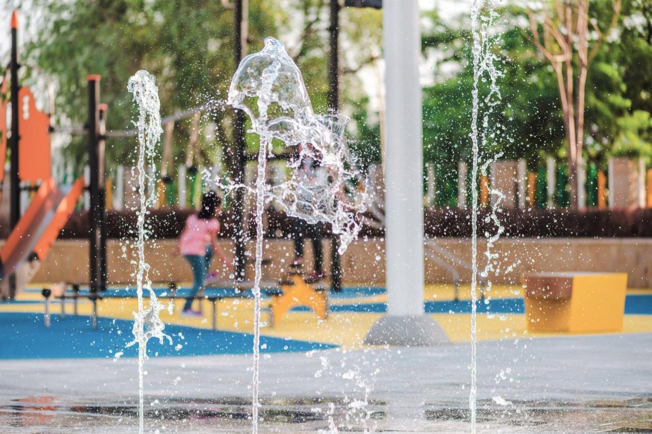 Al Messila, A Luxury Collection Resort & Spa, Doha Exterior foto Fountains at the park